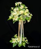 Topyard decorativo. Arreglo floral de dos pisos, centro de mesa para fiestas, altares o recintos ceremoniales Puede ordenarse doble para decoración floral y eventos. (1m alt. aprox.)