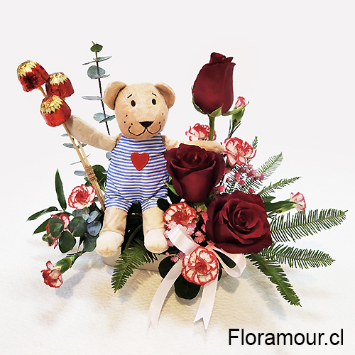 Celebre la llegada de un nuevo ser querido, exprese su amor eterno o simplemente alegre el d&iacute;a de alguien especial con el cautivador arreglo 