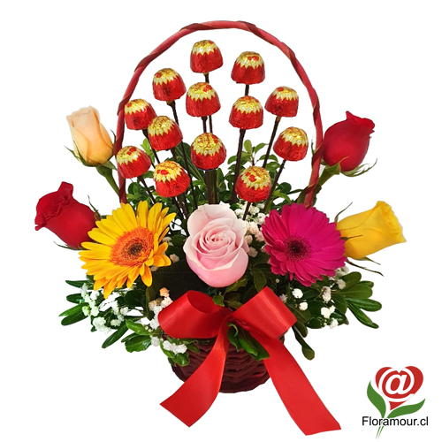 Cesta con arreglo de Bombones Cherry cereza licor rosas y gerberas